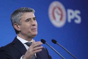 José Luís Carneiro apela ao voto no PS e em Seguro