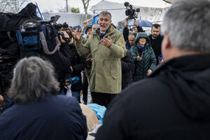 Gouveia e Melo alerta para risco de Ventura vencer Seguro numa segunda volta