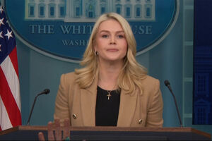 “Está a fingir que é um jornalista, mas é um ativista de esquerda”: porta-voz da Casa Branca ataca repórter   