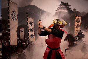 Visitantes podem experimentar ser um guerreiro samurai no museu de Tóquio