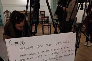 Manuel João Vieira assume derrota com alegria perante o povo português