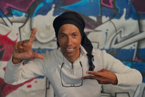 Rapper cubano condenado por defender direitos humanos.
