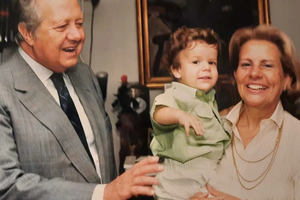 Mário Soares e Maria Barroso com o neto, Mário Barroso Soares