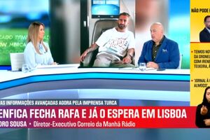 Rafa viaja para Portugal a qualquer momento: "Olho para o Benfica e não vejo melhor que ele"