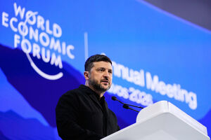 Zelensky critica a NATO no Fórum Económico Mundial, em Davos