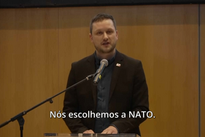 Primeiro-ministro da Gronelândia garante que não vai negociar soberania do território 