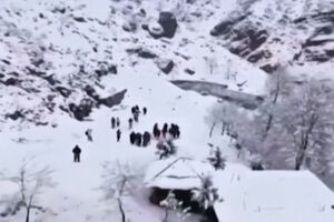 Nove mortos em avalanche no Paquistão 