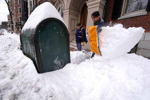 Imagens aéreas mostram Oklahoma, nos EUA, completamente pintada de branco pós nevão