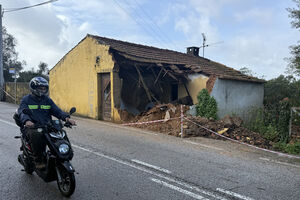 Mau tempo causa desalojados em Sobral de Monte Agraço