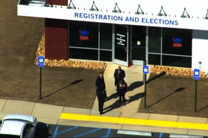 FBI faz buscas no escritório eleitoral do Condado de Fulton nos EUA 