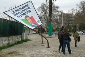 Efeitos do mau tempo devido à passagem da depressão Kristin em Setúbal