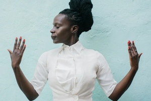 Isabél Zuaa, atriz portuguesa, destaca-se nos Óscares com o filme "O Agente Secreto"