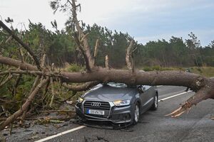 Efeitos da depressão Kristin nas Caldas da Rainha