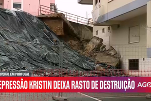 Muro cai na sequência do mau tempo em Belas