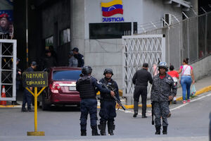 El Helicoide, centro comercial de Caracas, transformado em local de tortura e abusos