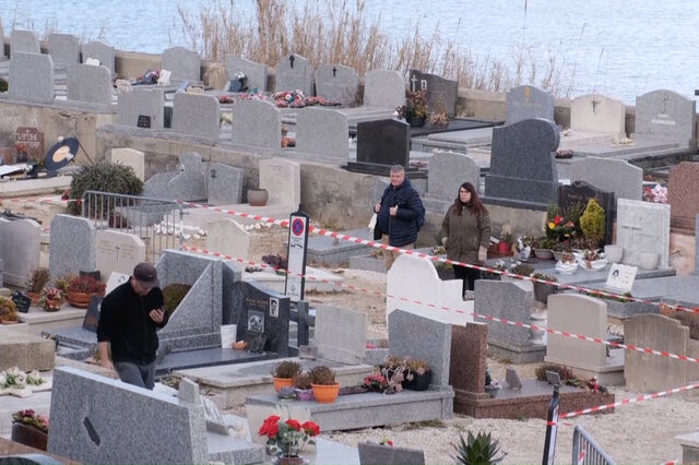 Multidão reúne-se em Saint-Tropez no último adeus a Brigitte Bardot