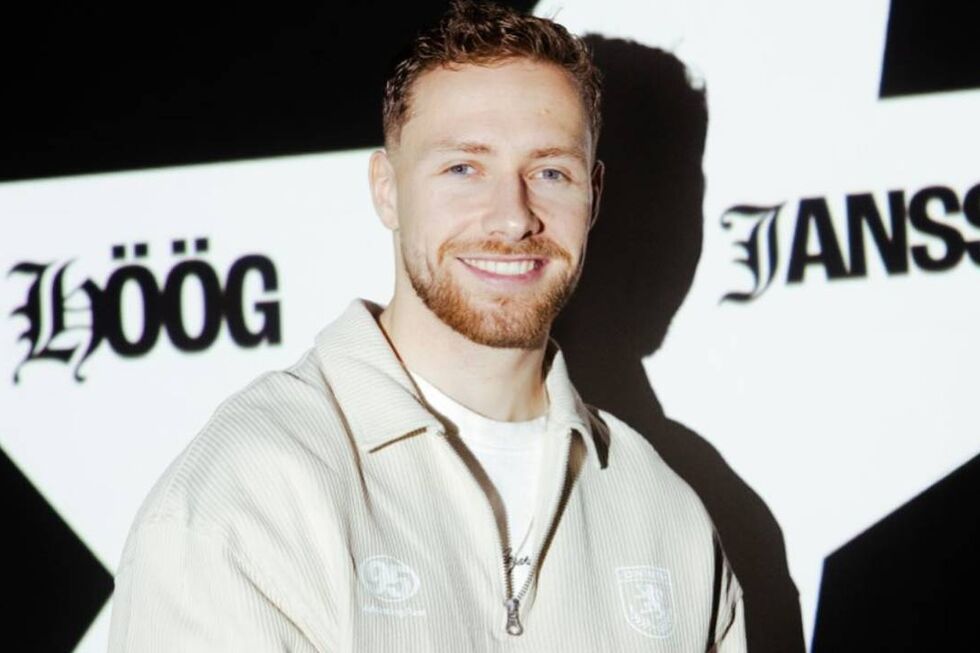 Kevin Höög Jansson foi oficializado pelo Estrela da Amadora