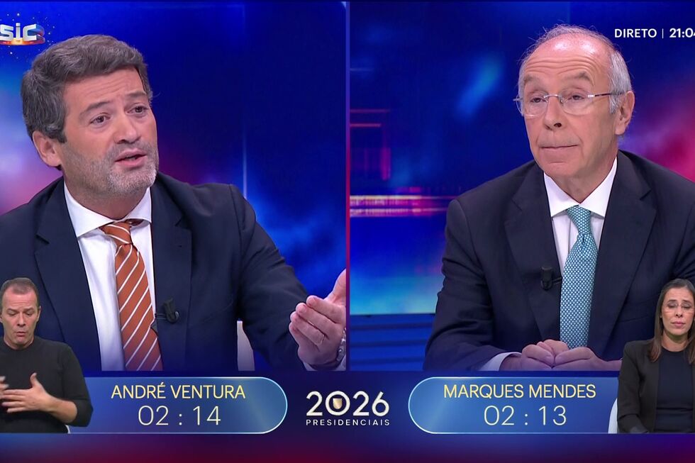André Ventura e Marques Mendes num debate sobre as Presidenciais de 2026