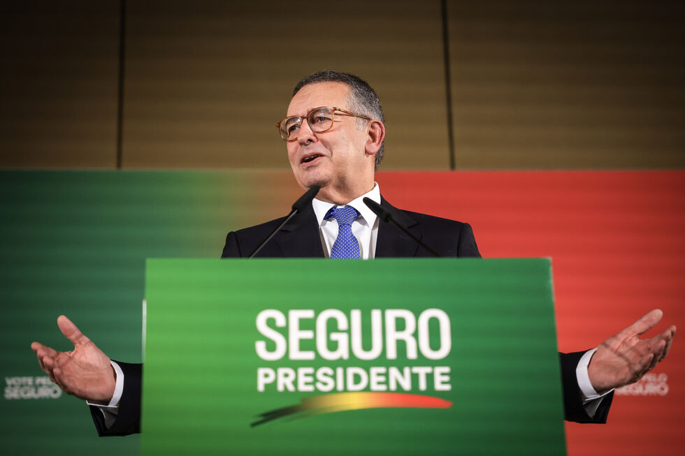 Seguro, candidato a Presidente, discursa sobre o regresso das presidências abertas