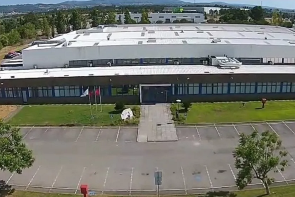 Vanpro faz leilão online de bens após fecho de fábrica em Palmela