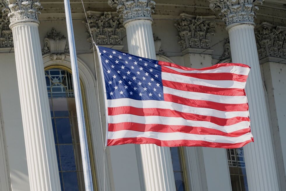 Cidadãos de mais de 30 países vão ser proibidos de viajar para os EUA