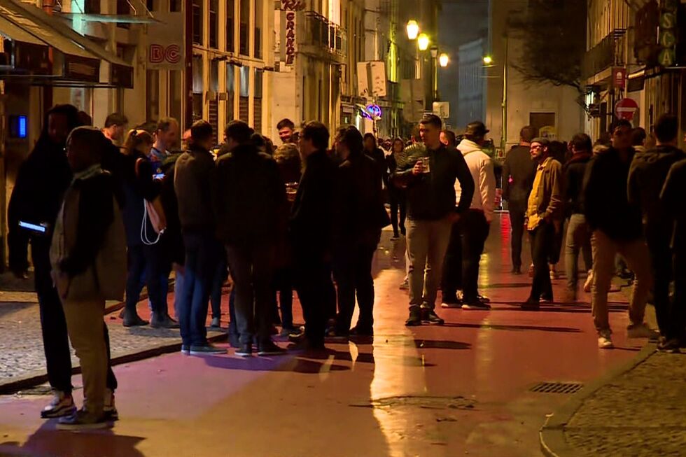 Lisboa debate proibição de álcool na via pública após aprovação camarária