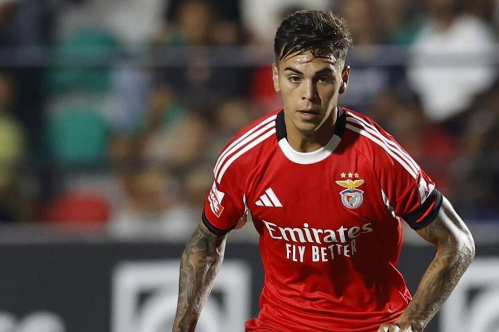 Enzo Barrenechea, jogador do Benfica 