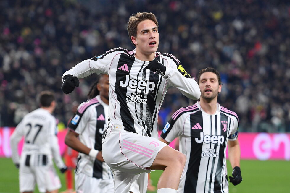  Yildiz em ação frente à Cremonese 