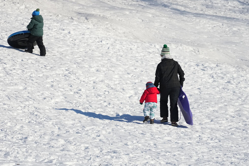 Tempestade de neve e gelo afeta os Estados Unidos
