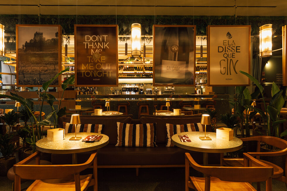 Uma das sugestões que lhe deixamos este fim de semana é descobrir, no Porto, o novo bar-restaurante Boémio By Casa da Calçada