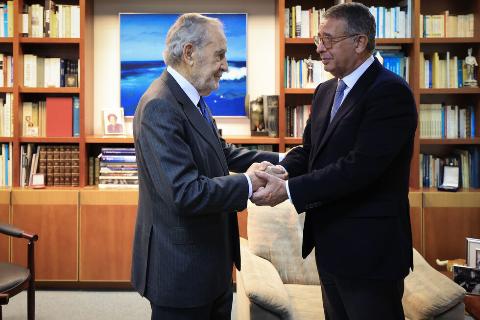  António Ramalho Eanes apoia a candidatura presidencial de António José Seguro