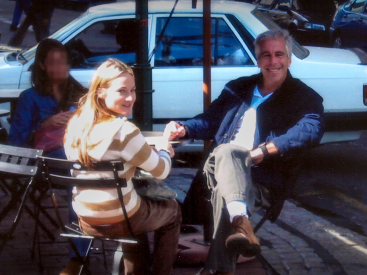 Epstein, Maxwell e o regresso ao silêncio das elites na Netflix