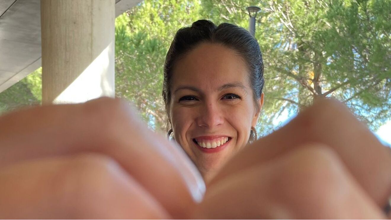 Não pode abusar de doces, e beber café e bebidas alcóolicas, porque fica agitada e a tremer