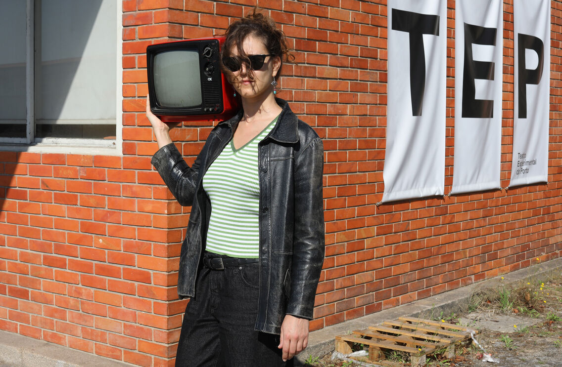 O espetáculo foi criado pelo grupo Teatro Experimental do Porto