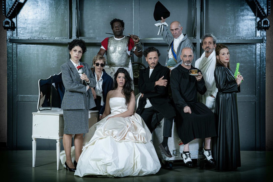 O elenco da peça que pode ser vista esta sexta-feira à noite no Theatro Circo, em Braga