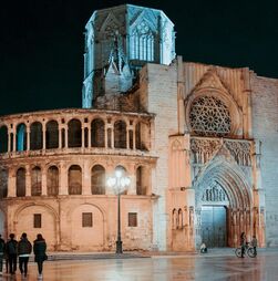 O mistério do cónego de Valência que tinha uma vida dupla e acabou estrangulado em casa