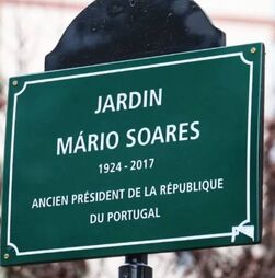 Homenagem: câmara de Paris atribui nome de Mário Soares a um jardim