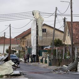 'Cuidado com a utilização de geradores': E-Redes e câmara de Leiria fazem balanço das reparações