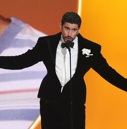 Billie Eilish, Bad Bunny e Olivia Dean defendem imigrantes na noite dos Grammy