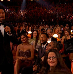 “A Nicki Minaj não está cá”: Trevor Noah imita Trump e faz piada com ida da cantora à Casa Branca