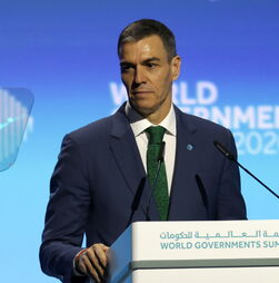 Pedro Sánchez quer proibir acesso às redes sociais a menores de 16 anos em Espanha