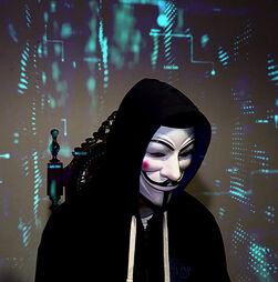 Linha Internet Segura recebe 949 casos de cibercrime e violência em 2025, uma subida de 39% 