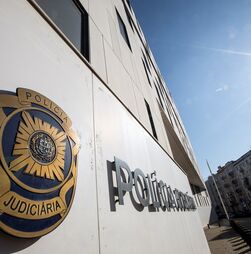 Dois inspetores da Polícia Judiciária baleados em Paredes