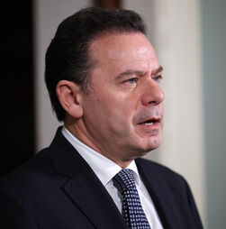 Mau tempo: Montenegro afirma que 'estamos no limiar da capacidade possível' para conter as águas do Mondego