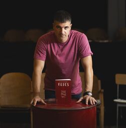 Eloy Moreno: “Quando escrevo coloco-me tanto no lugar do personagem que choro de emoção”