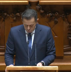 Primeiro-ministro anuncia criação de fundo para situações de calamidade