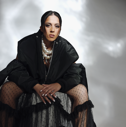 Sara Correia: 'Peço sempre proteção à minha santa Amália'