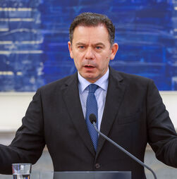 Governo reúne-se hoje com partidos para apresentar e discutir linhas gerais do PTRR