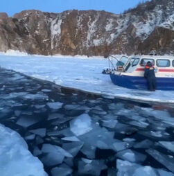 Sete turistas chineses morrem após veículo afundar no gelo na Rússia