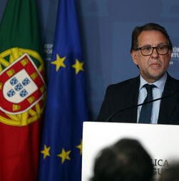 Liga dos Bombeiros elogia escolha de Luís Neves para ministro da Administração Interna